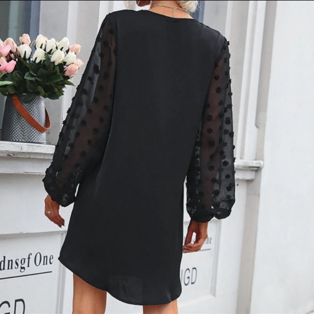 Black dress. Polkadot sleeve. Size XL - Picture 1 of 3